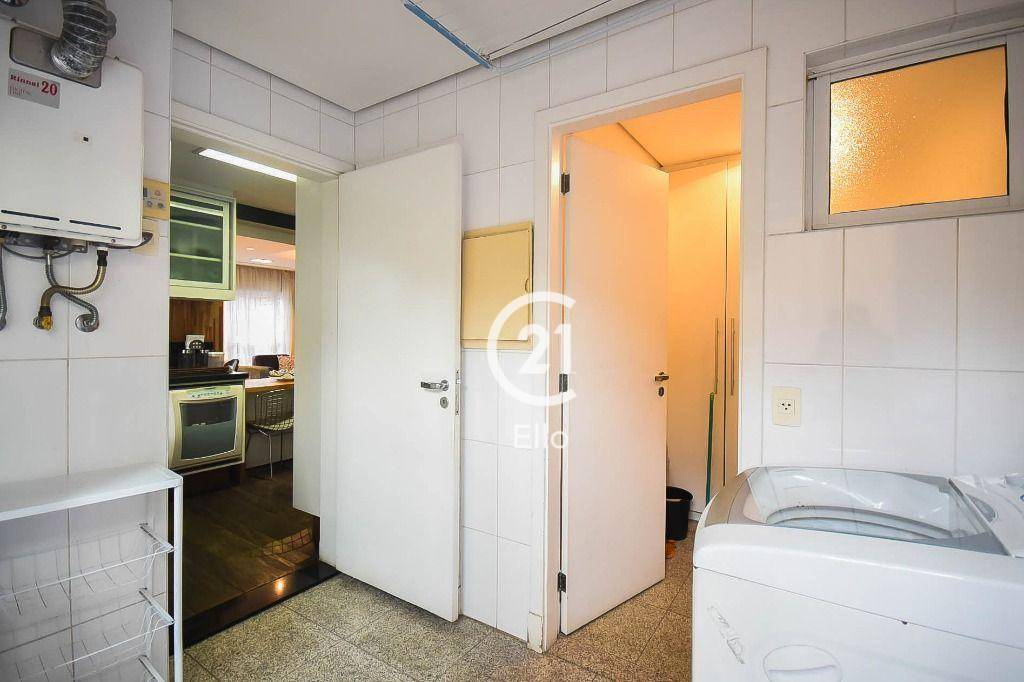 Casa de Condomínio para alugar com 3 quartos, 224m² - Foto 47