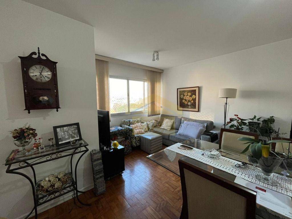 Apartamento à venda com 2 quartos, 70m² - Foto 4