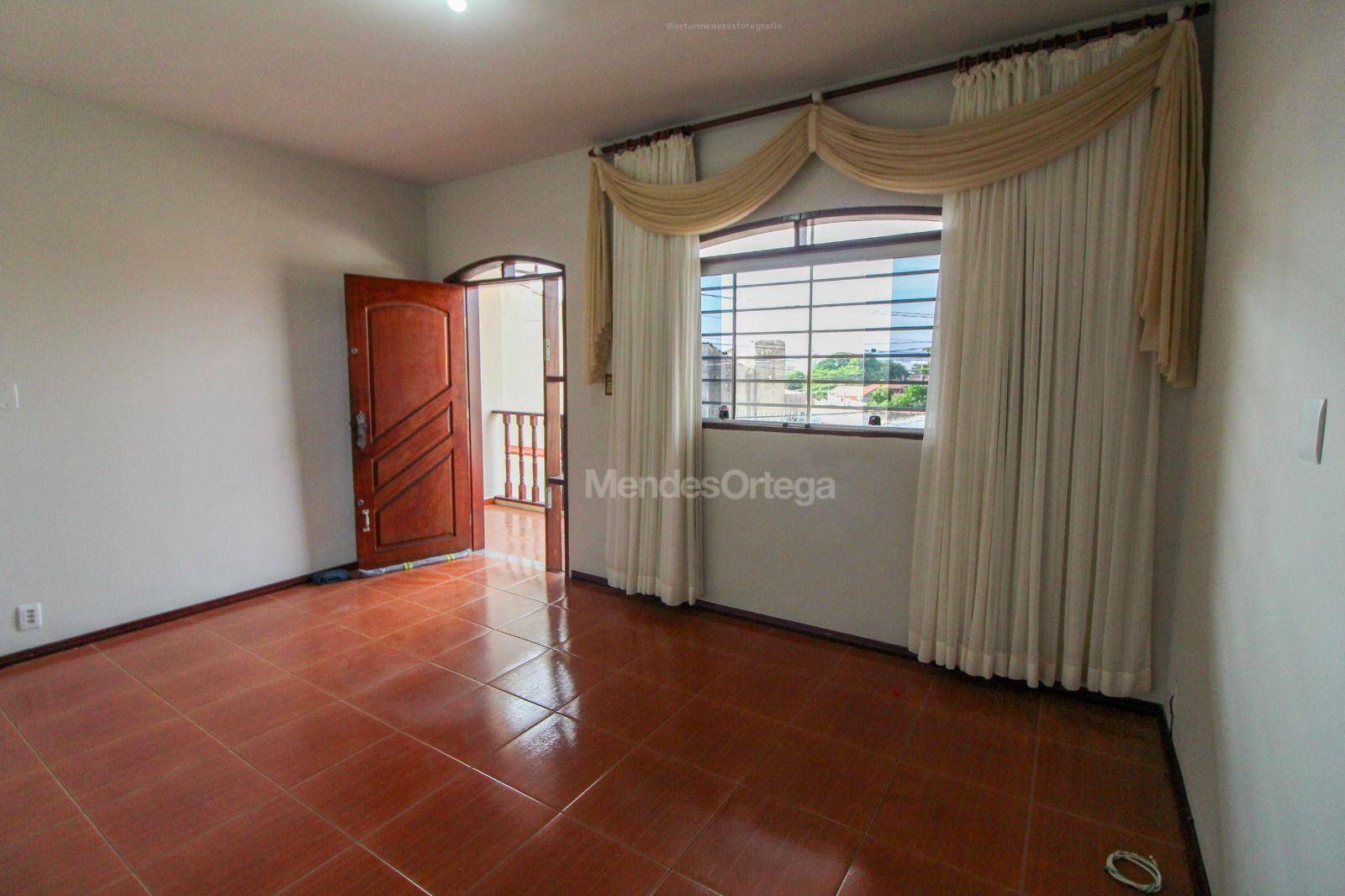 Casa à venda com 3 quartos, 190m² - Foto 6