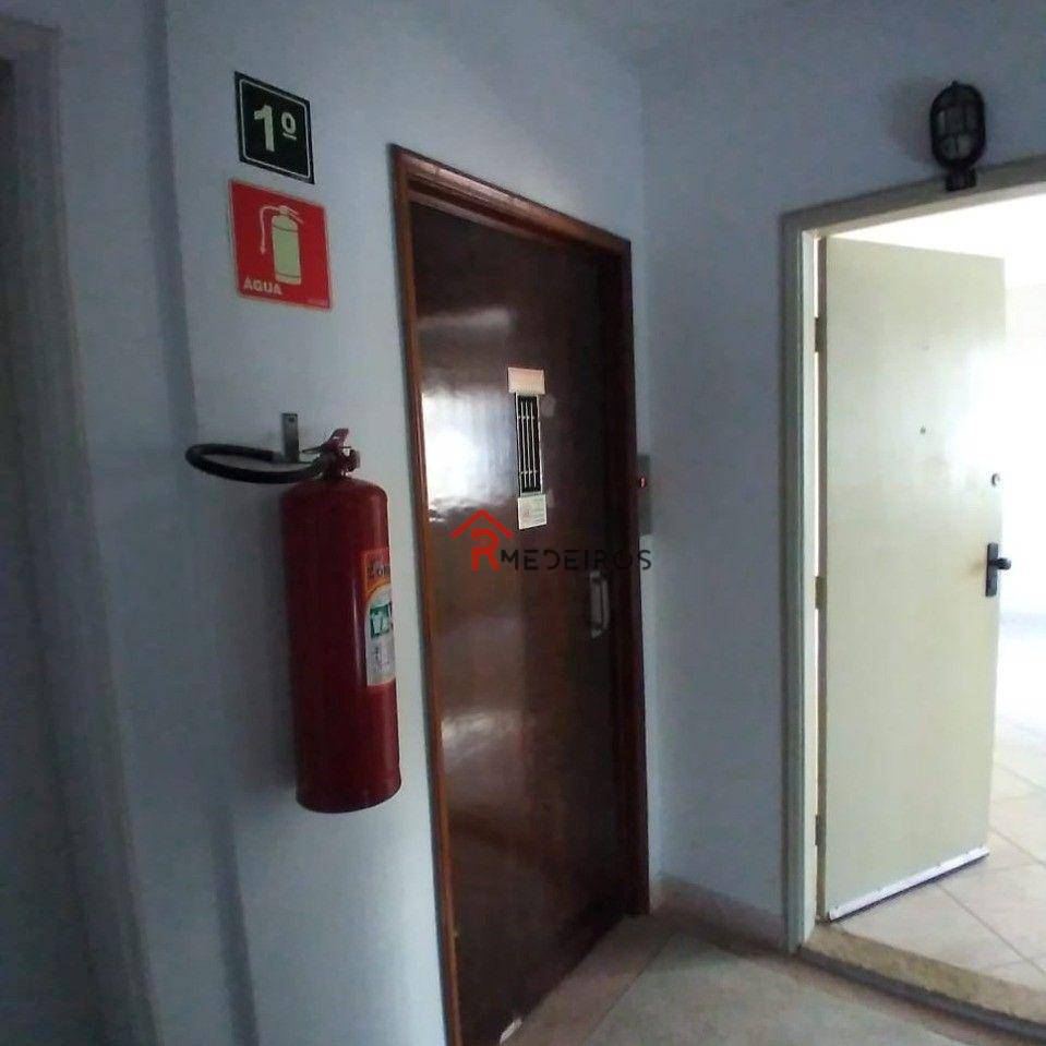 Apartamento à venda com 2 quartos, 70m² - Foto 10