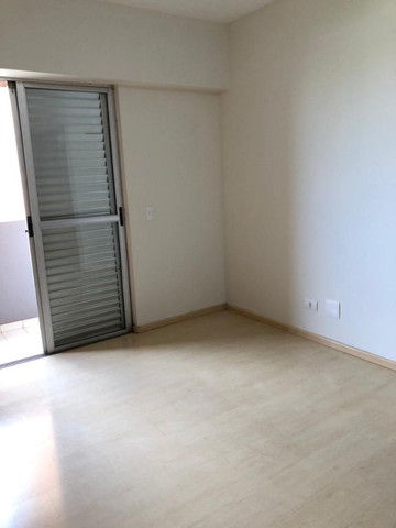 Apartamento à venda com 3 quartos, 95m² - Foto 4