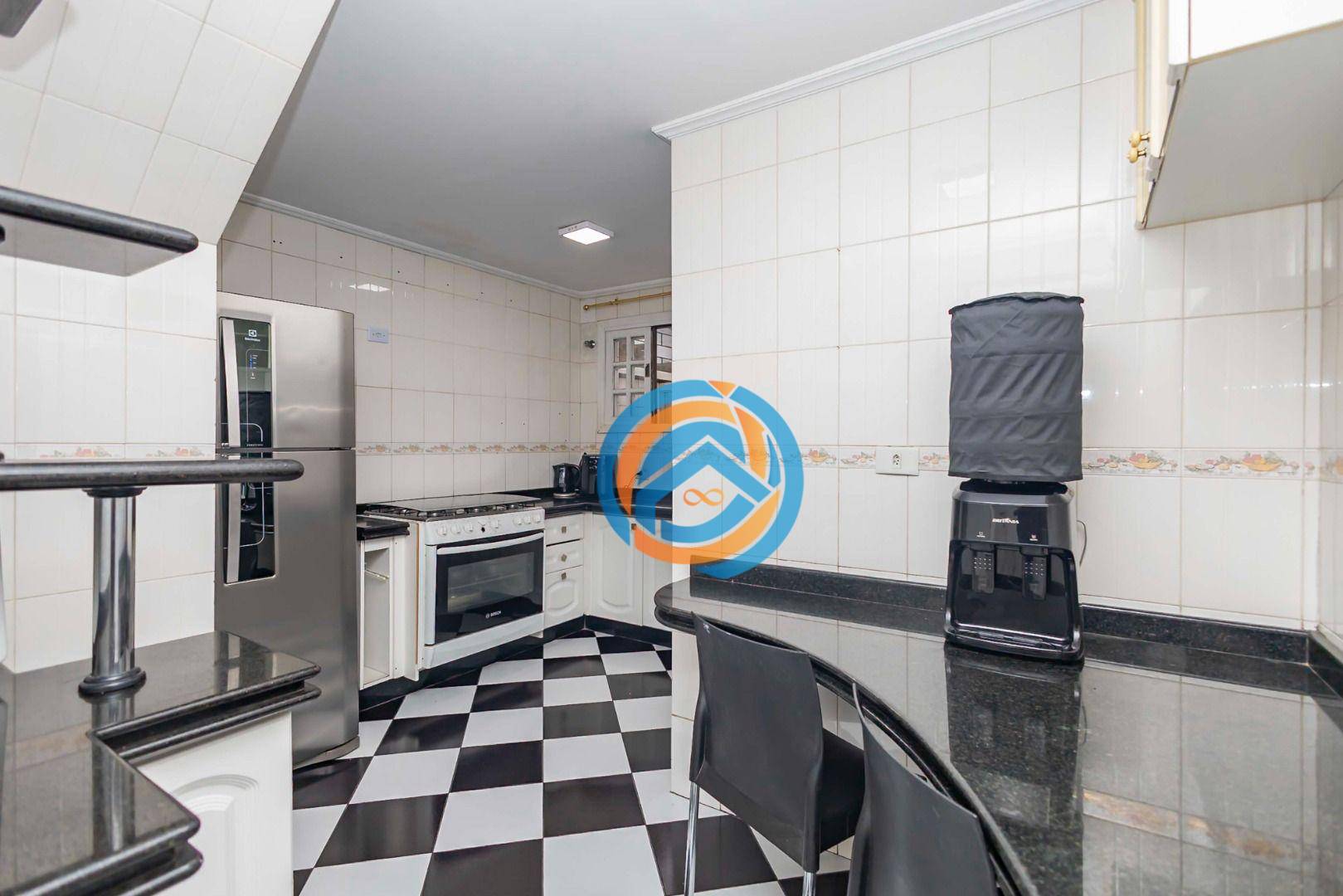 Sobrado à venda com 4 quartos, 122m² - Foto 13