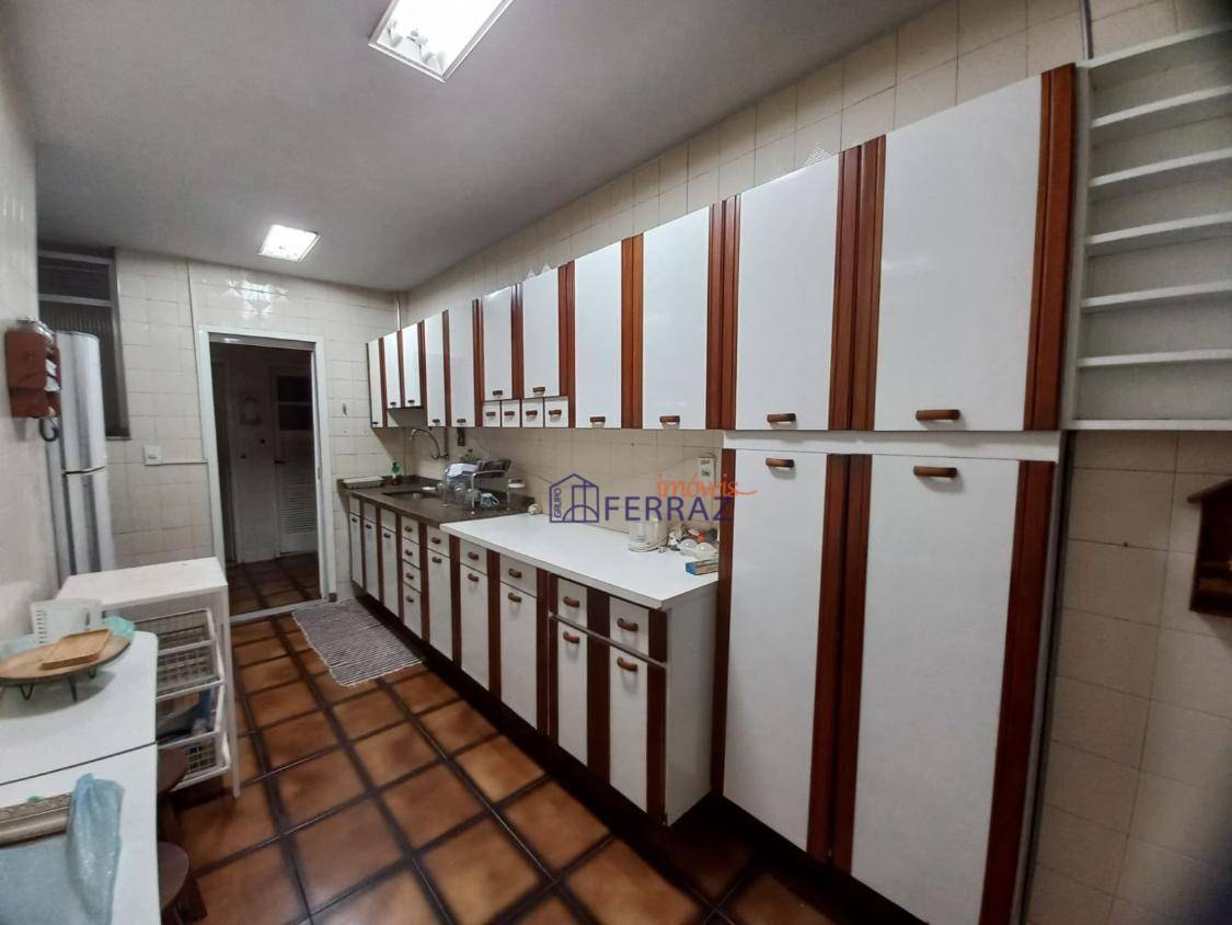 Apartamento à venda com 3 quartos, 136m² - Foto 16