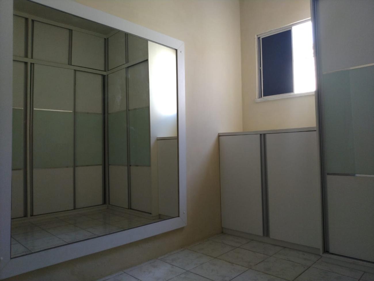 Casa à venda com 3 quartos, 186m² - Foto 8