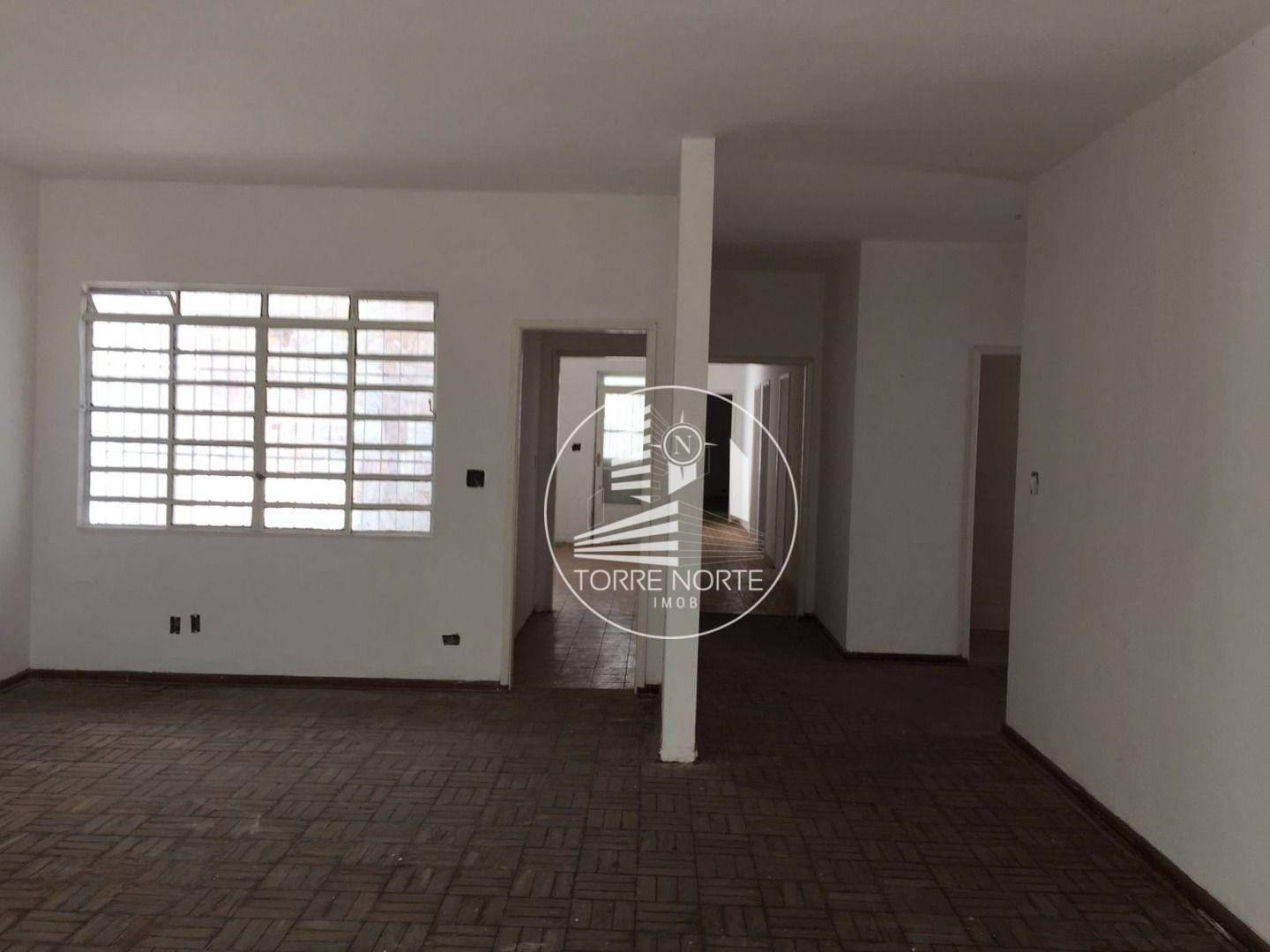 Casa à venda com 3 quartos, 292m² - Foto 7