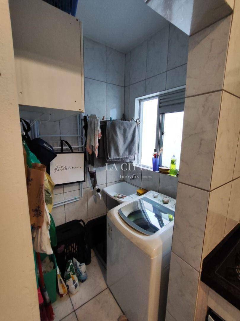 Apartamento à venda com 2 quartos, 55m² - Foto 4