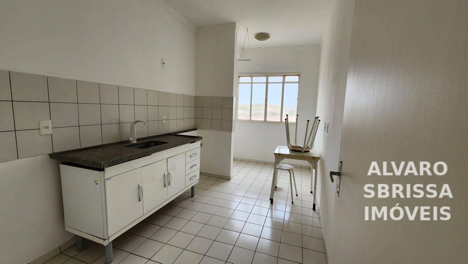 Apartamento para alugar com 2 quartos, 56m² - Foto 5