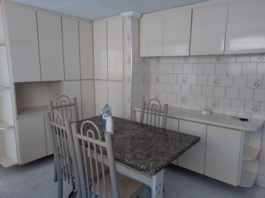 Sobrado à venda com 4 quartos, 120m² - Foto 27