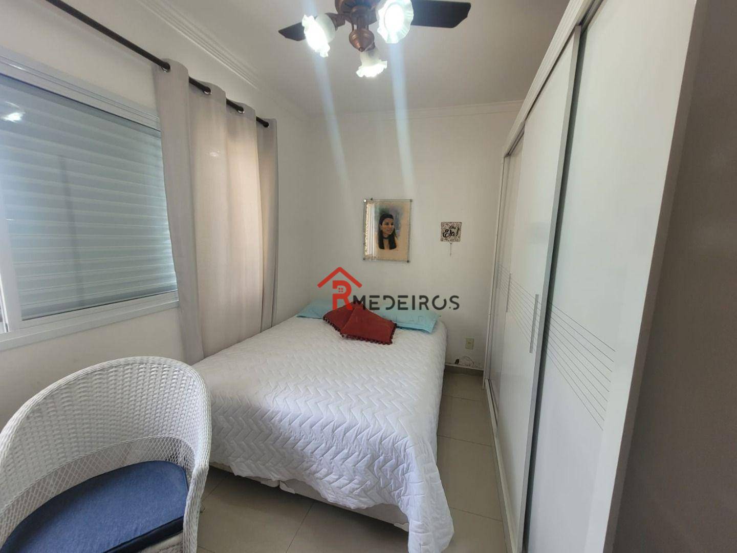 Casa à venda com 3 quartos, 300m² - Foto 7