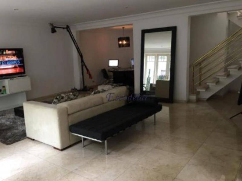 Casa à venda com 4 quartos, 200m² - Foto 8