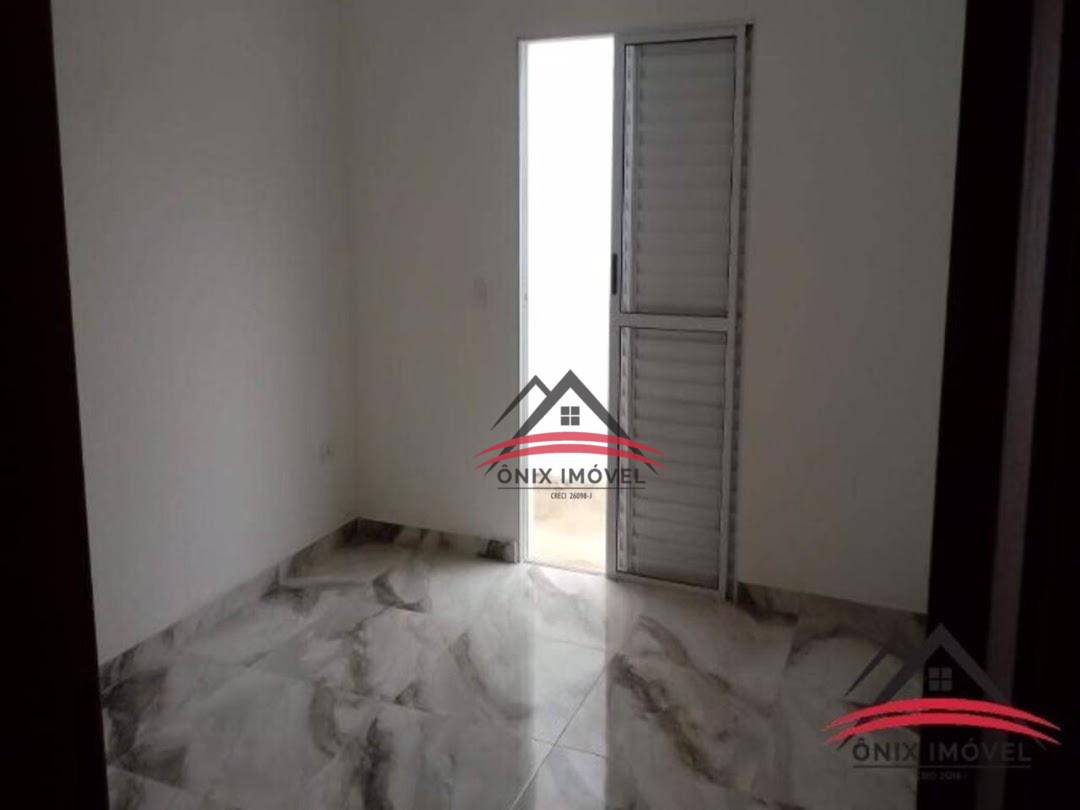 Casa à venda com 2 quartos, 85m² - Foto 4