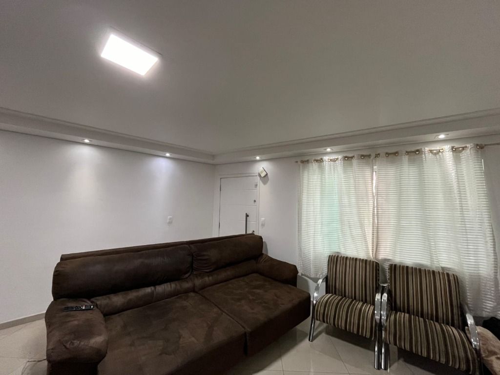 Sobrado à venda com 2 quartos, 116m² - Foto 2