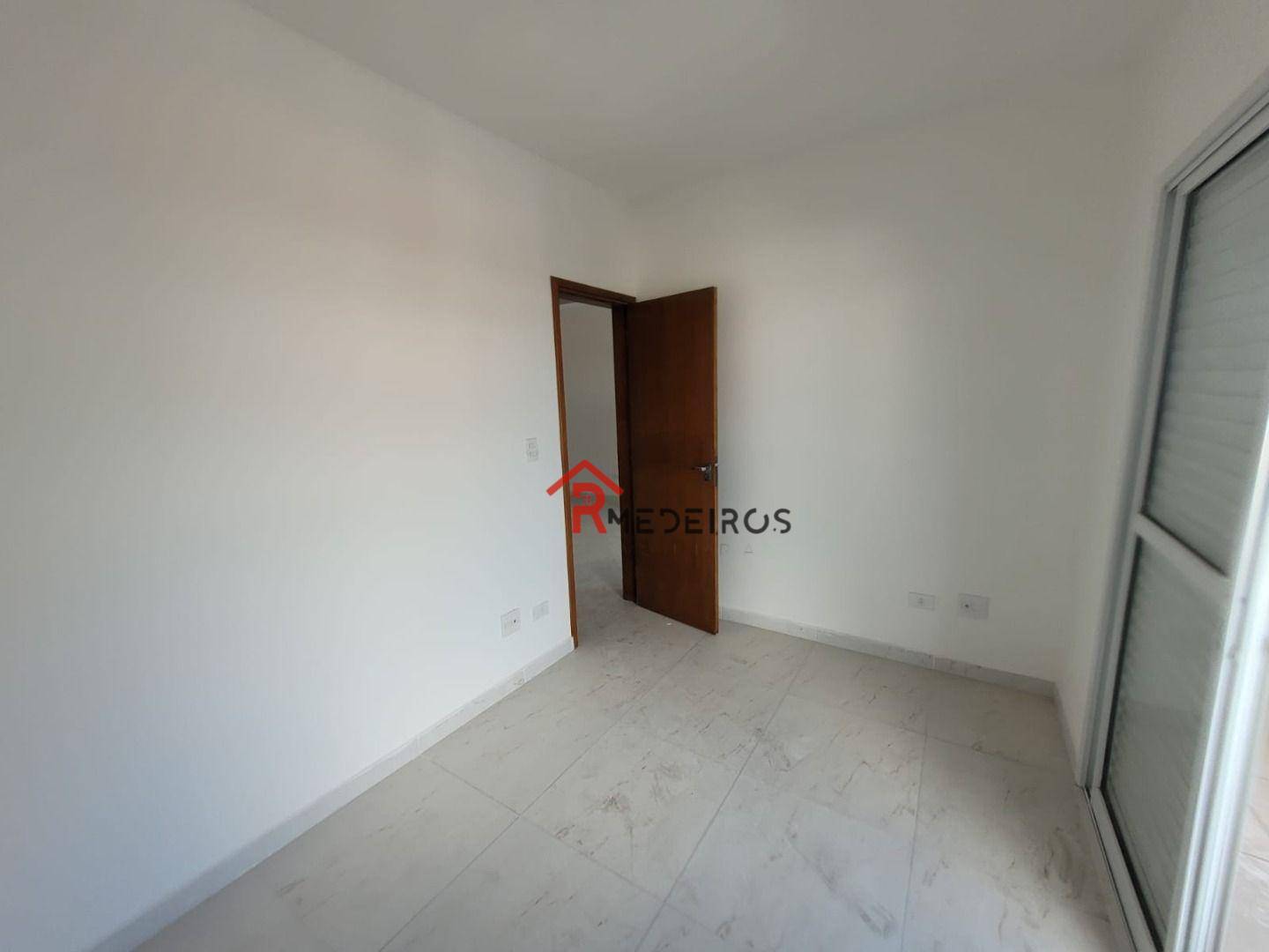 Apartamento à venda com 2 quartos, 60m² - Foto 12