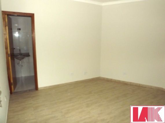 Casa à venda com 2 quartos, 99m² - Foto 2