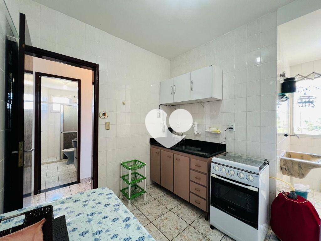 Apartamento à venda com 2 quartos, 72m² - Foto 7