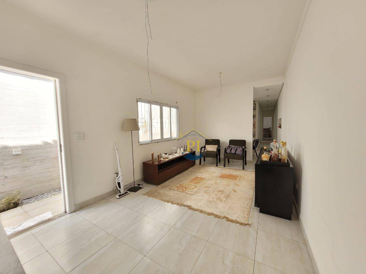 Casa à venda com 3 quartos, 1m² - Foto 5