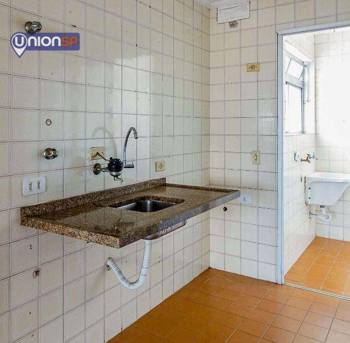 Apartamento à venda com 2 quartos, 56m² - Foto 11