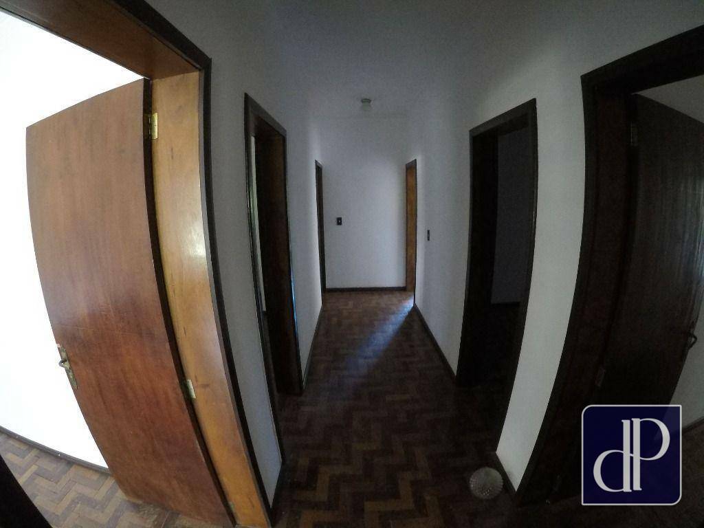 Sobrado à venda com 8 quartos, 468m² - Foto 13