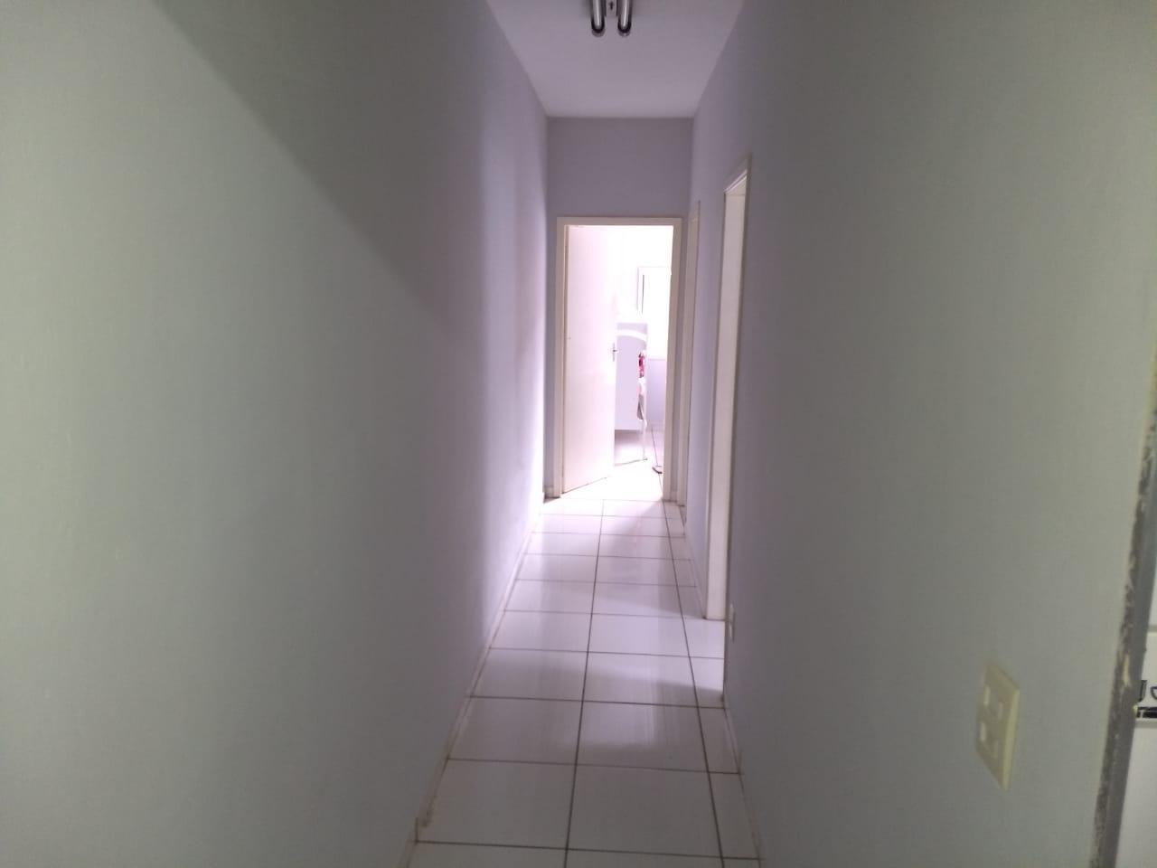 Casa à venda com 2 quartos, 200m² - Foto 10