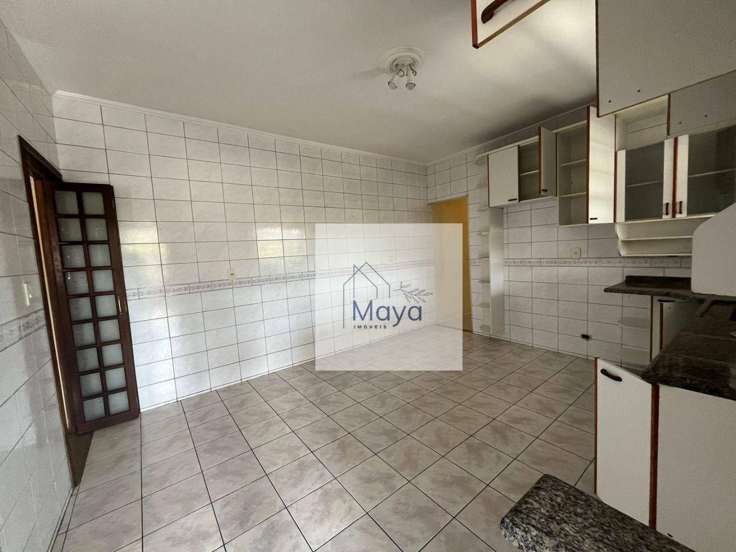 Casa à venda com 5 quartos, 220m² - Foto 63