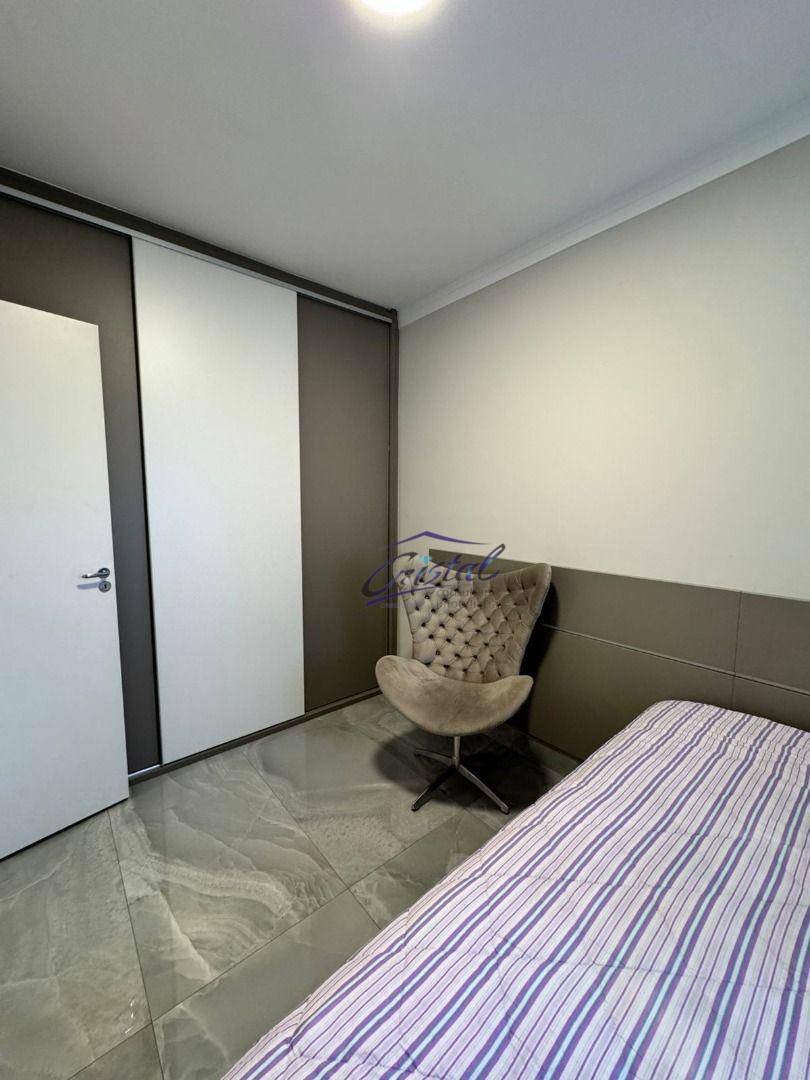 Apartamento à venda com 3 quartos, 118m² - Foto 13