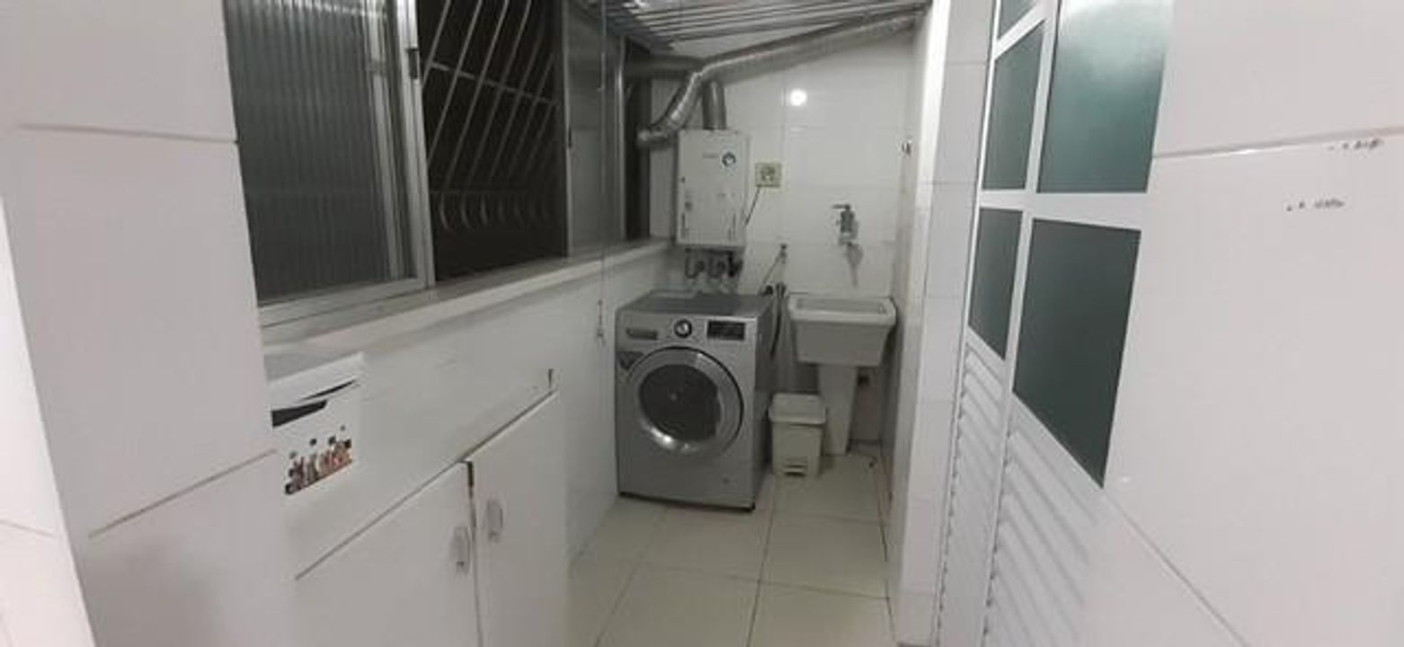 Apartamento à venda com 3 quartos, 130m² - Foto 3