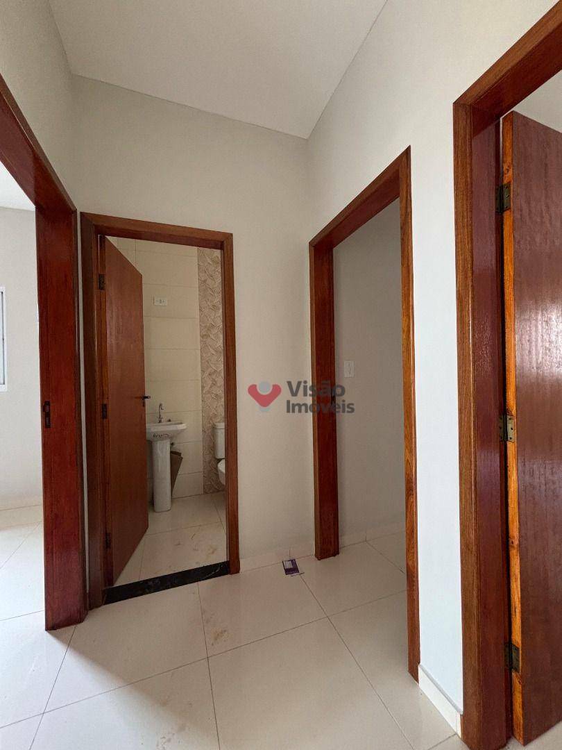 Casa à venda com 3 quartos, 200M2 - Foto 12