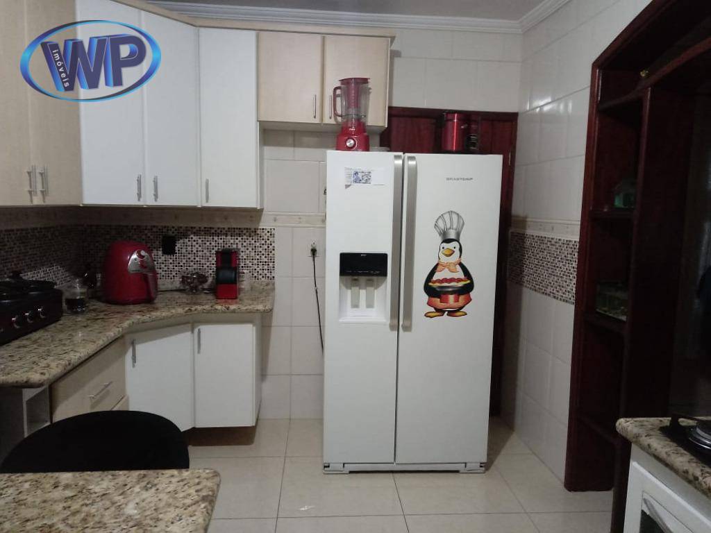 Apartamento à venda com 2 quartos, 76m² - Foto 11