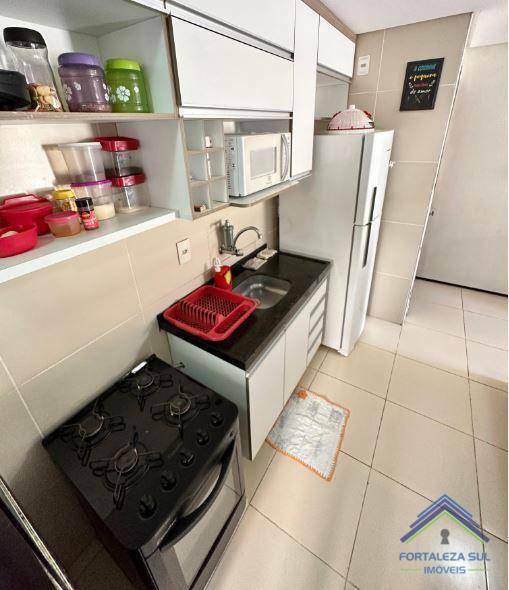 Apartamento à venda com 3 quartos, 60m² - Foto 10