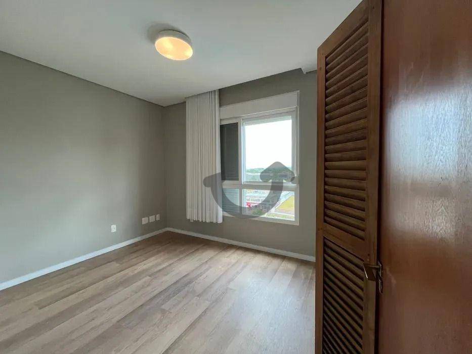 Apartamento para alugar com 2 quartos, 65m² - Foto 10