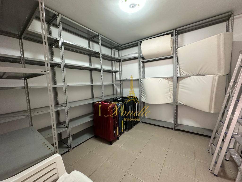 Sobrado à venda com 5 quartos, 650m² - Foto 29