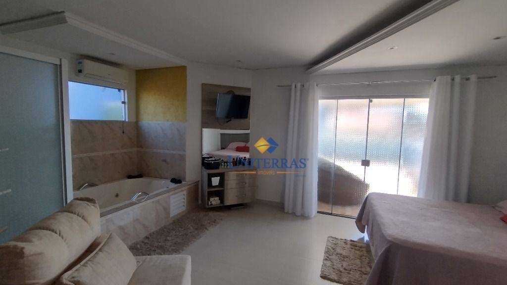 Sobrado à venda com 5 quartos, 300m² - Foto 18