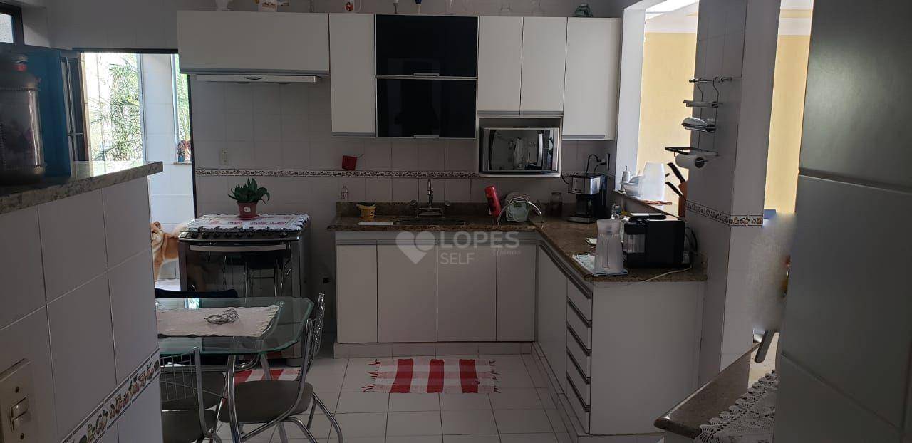 Casa de Condomínio à venda com 3 quartos, 200m² - Foto 12