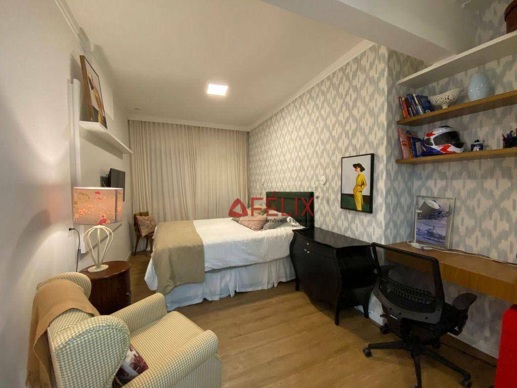 Apartamento à venda com 3 quartos, 146m² - Foto 32