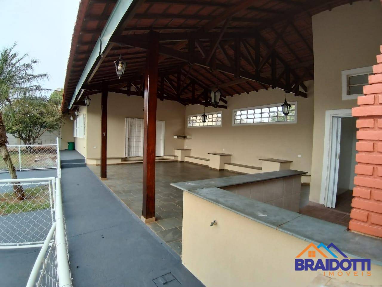 Chácara à venda com 3 quartos, 300m² - Foto 6