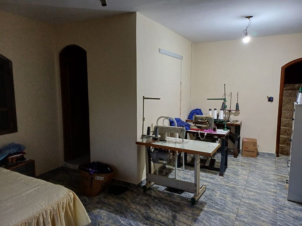 Sobrado à venda com 3 quartos, 250m² - Foto 9