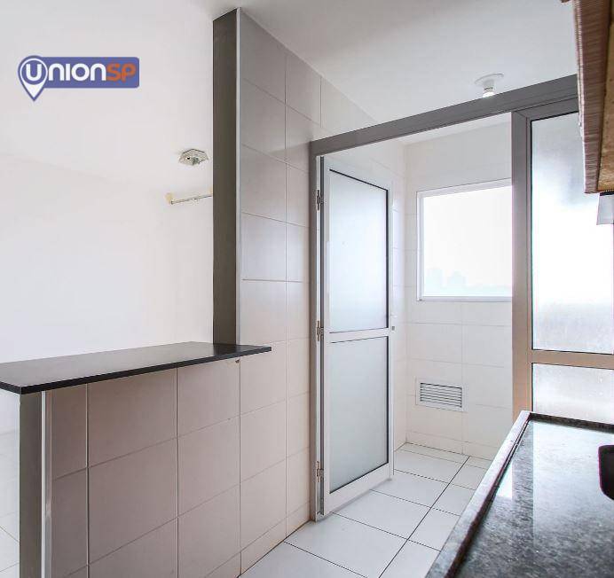 Apartamento à venda com 1 quarto, 45m² - Foto 17