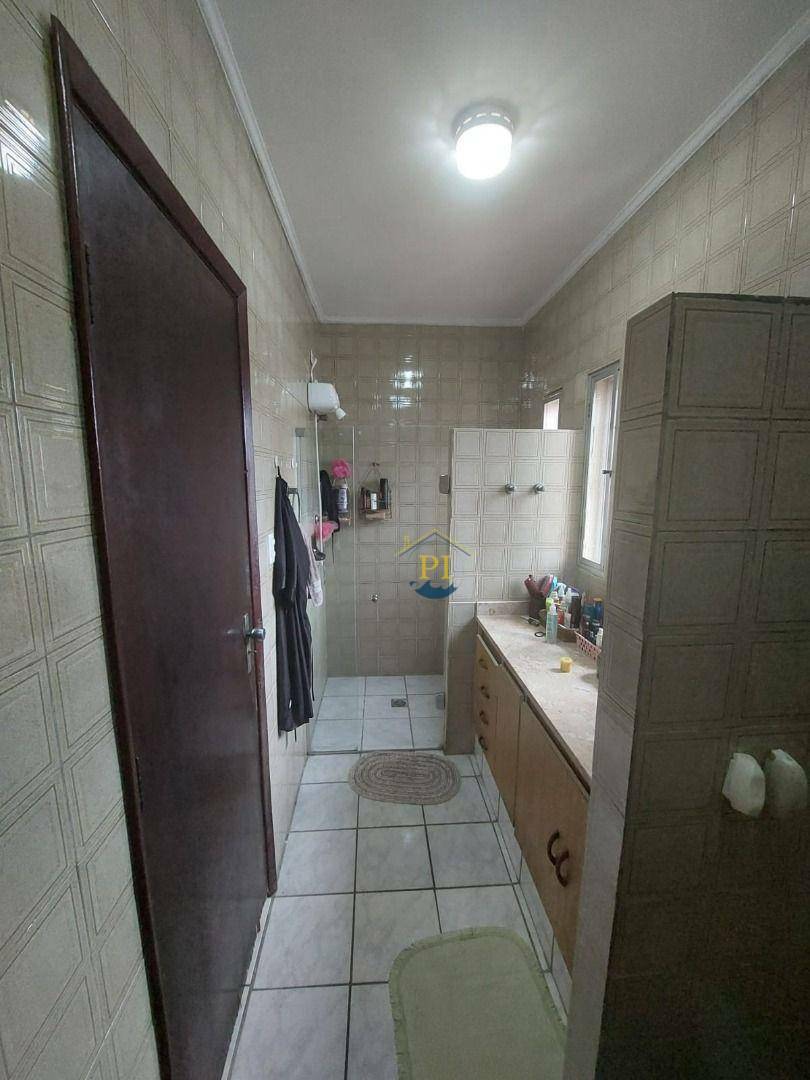 Sobrado à venda com 4 quartos, 200m² - Foto 48