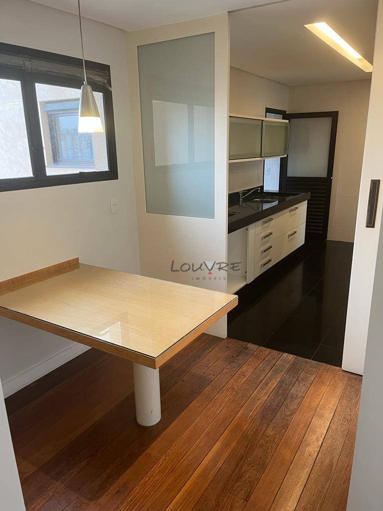 Apartamento à venda com 3 quartos, 192m² - Foto 25