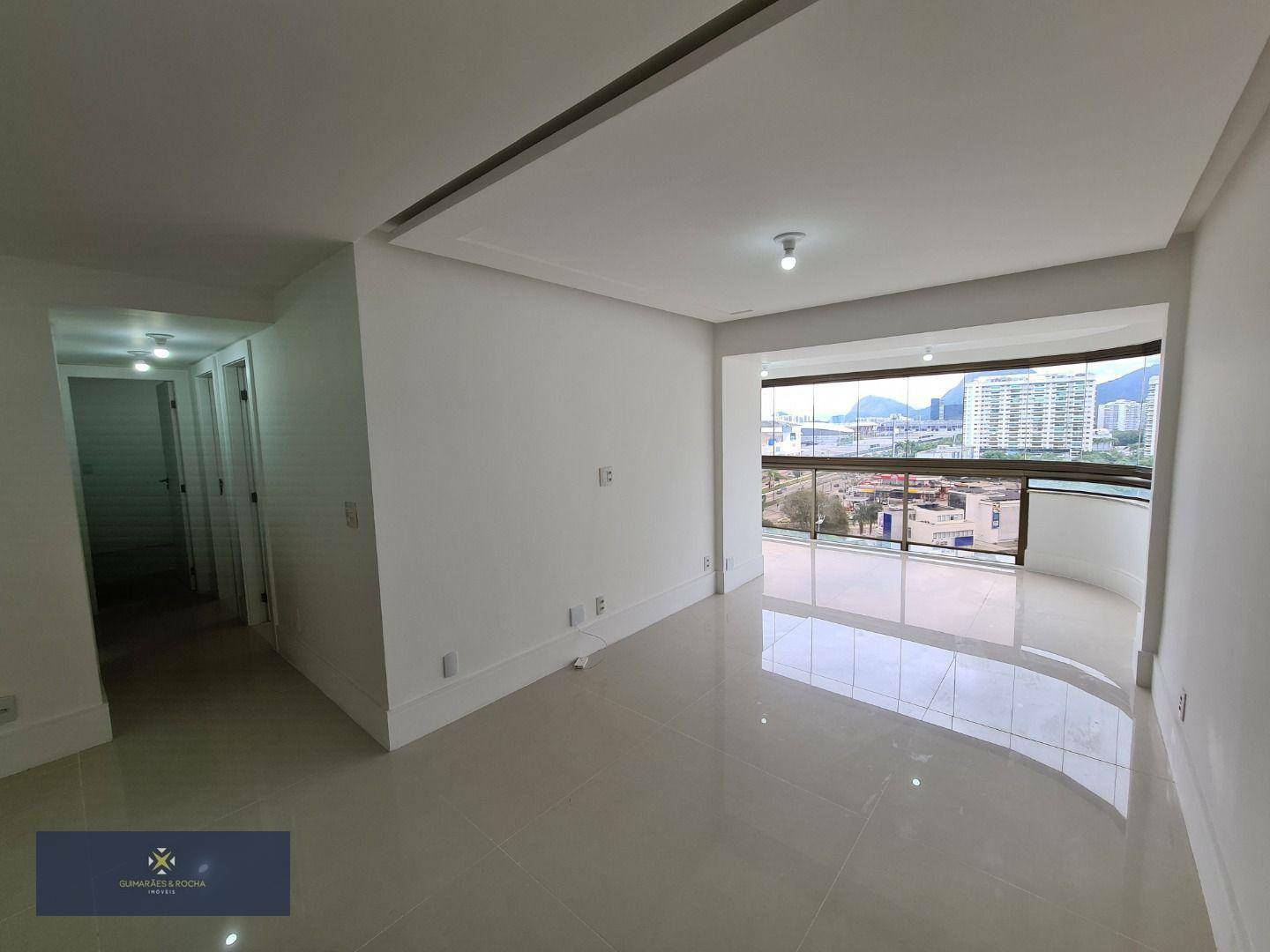 Apartamento à venda com 3 quartos, 121m² - Foto 1