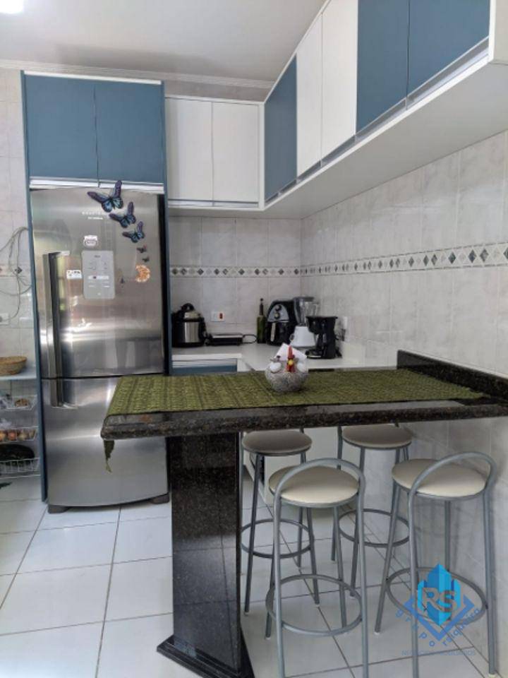 Sobrado à venda com 5 quartos, 250m² - Foto 14