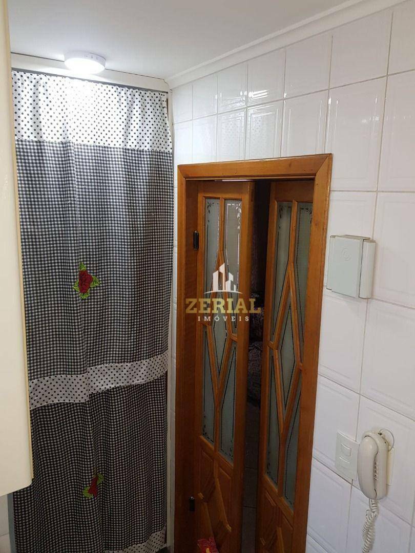 Apartamento à venda com 2 quartos, 60m² - Foto 11