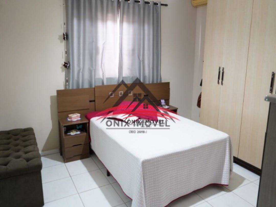 Casa de Condomínio à venda com 3 quartos, 200m² - Foto 12