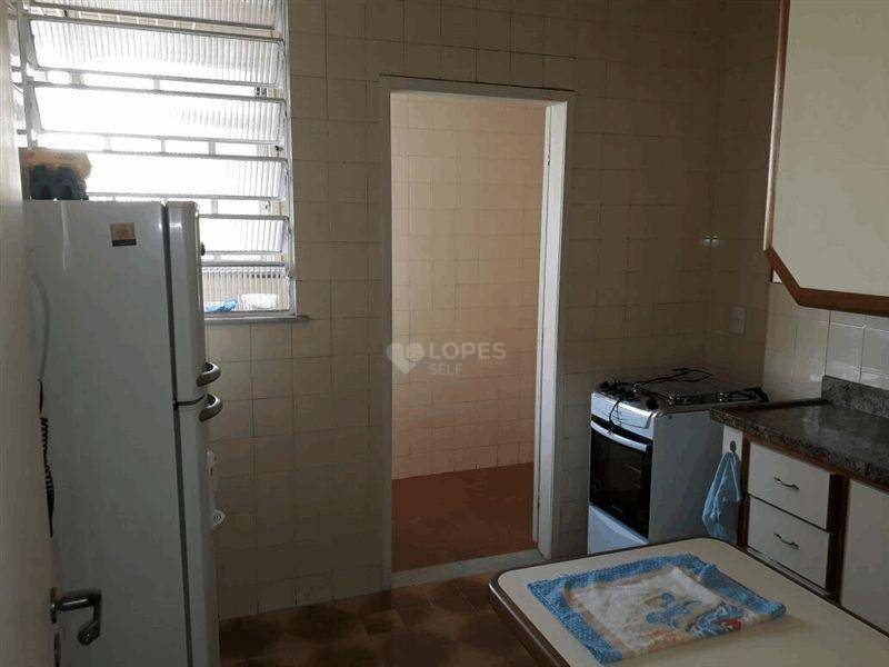 Apartamento à venda com 2 quartos, 70m² - Foto 14