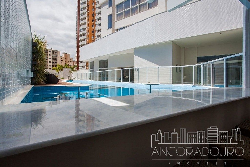 Apartamento à venda com 4 quartos, 353m² - Foto 14