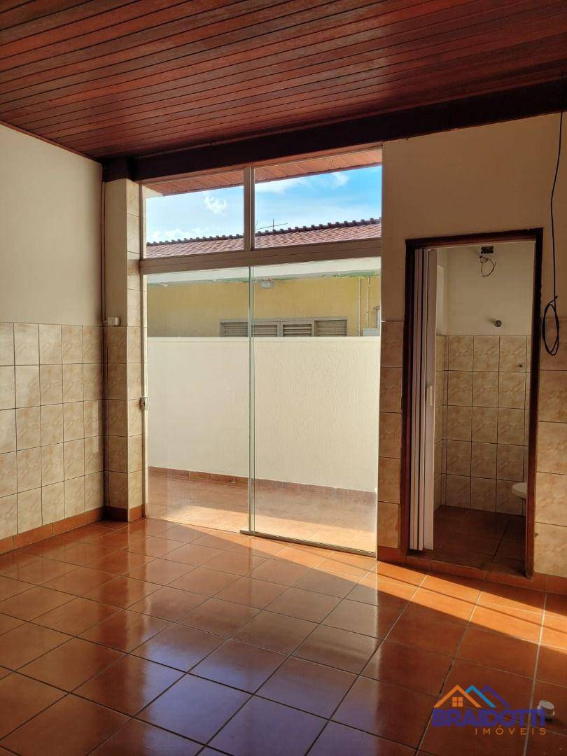 Casa à venda com 2 quartos, 125m² - Foto 15