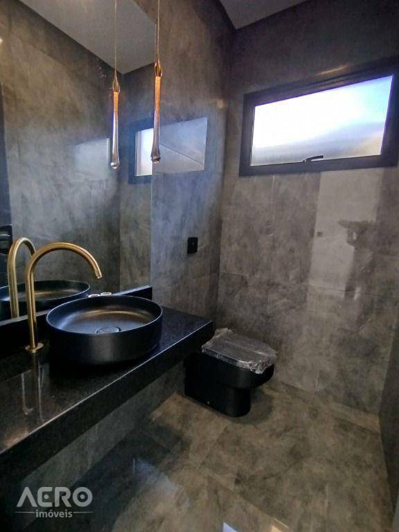 Casa de Condomínio à venda com 3 quartos, 243m² - Foto 28