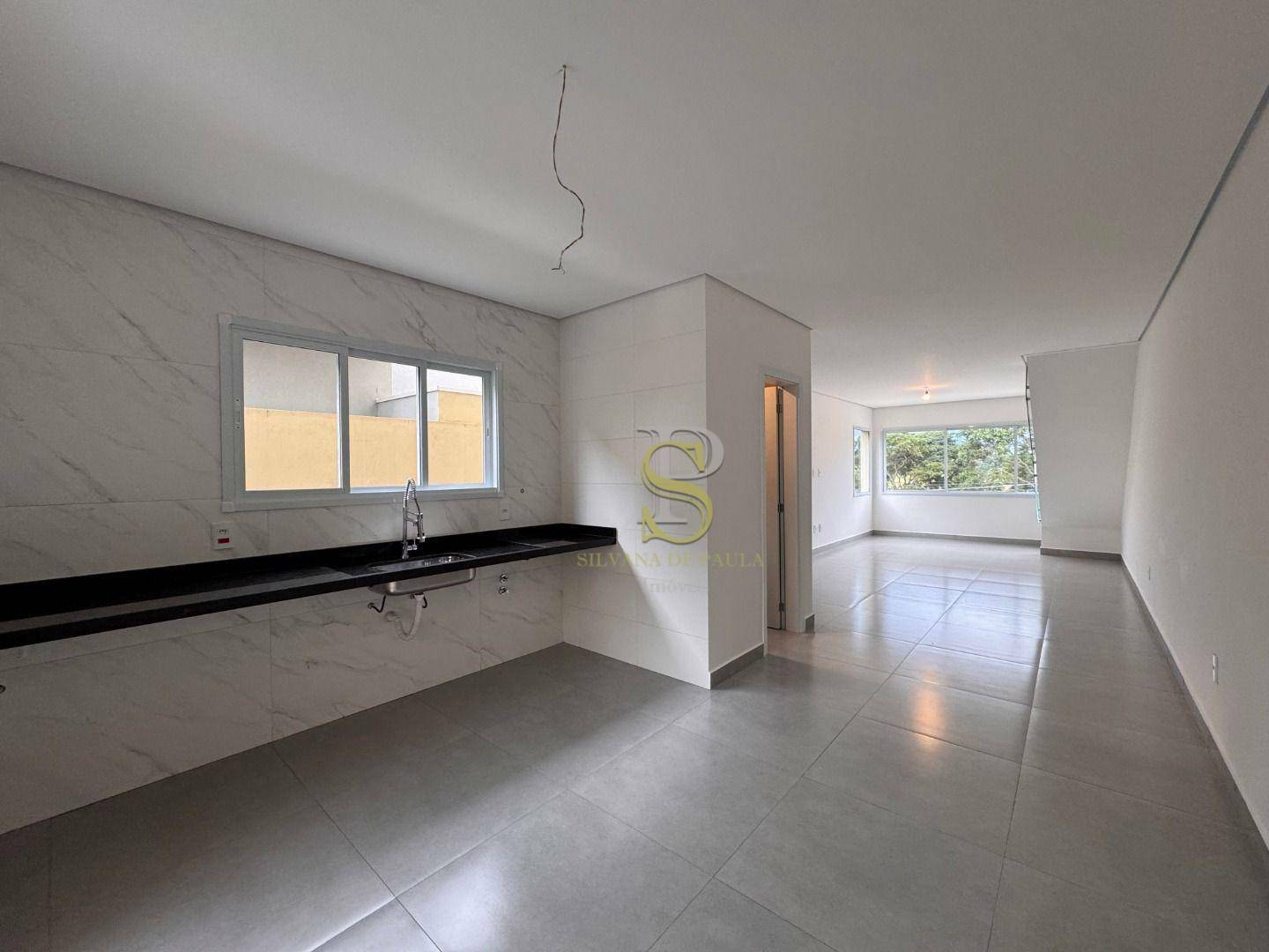 Casa à venda com 3 quartos, 110m² - Foto 10