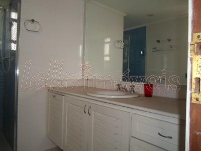 Apartamento para alugar com 3 quartos, 240m² - Foto 16