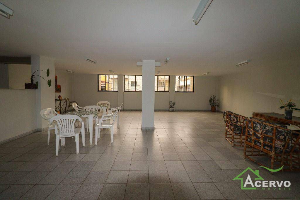 Apartamento à venda e aluguel com 1 quarto, 64m² - Foto 9